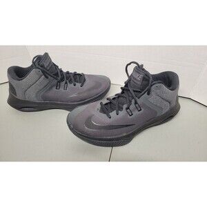 Men’s Size 7- Nike Air Versitile Black & Gray 2017 Basketball Shoes